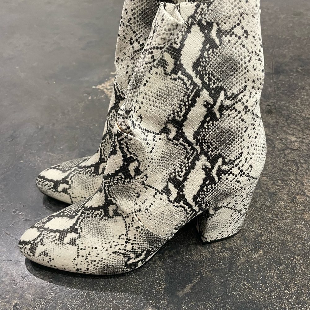 Snakeskin Patterned Ankle Boots